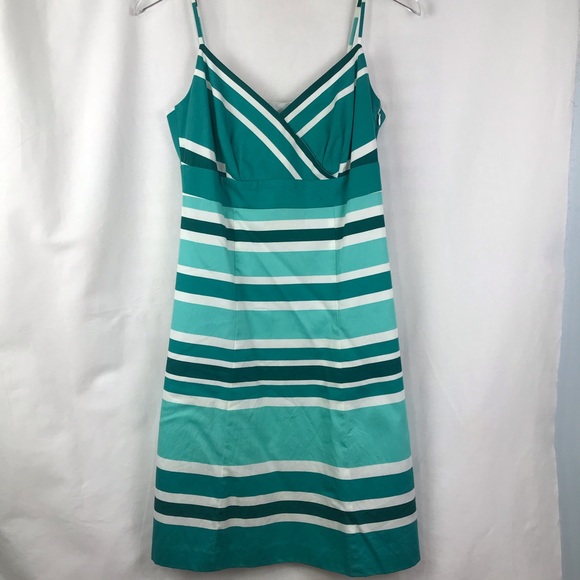 Ann Taylor Dresses & Skirts - 🌟$10 SALE 🌟 Ann Taylor  Dress SZ 0 EUC